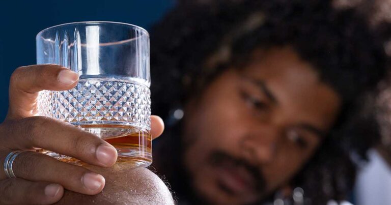 Understanding the Effects of Muscle Relaxer and Alcohol Together